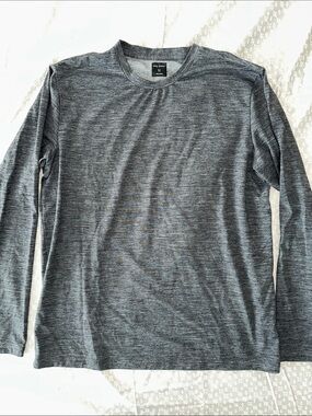Men’s Hill City merino wool blend long sleeve- L